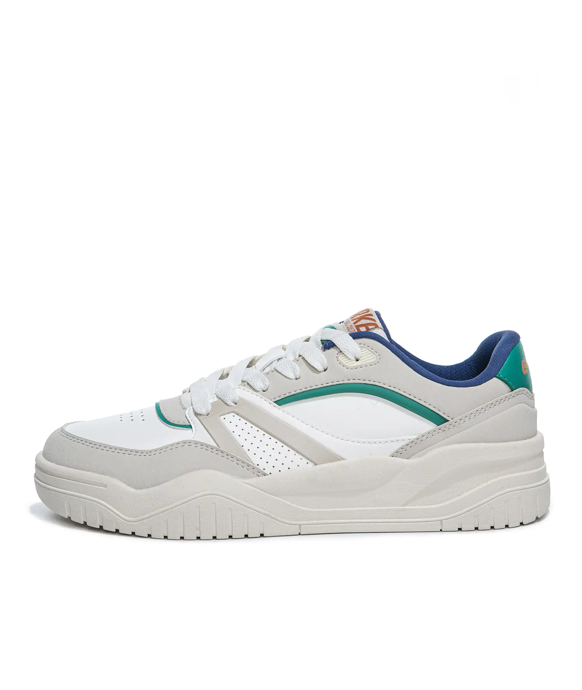 11126101030-007_A Skateboard Shoes – Image 1